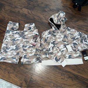 BBJ Los Angeles 2-Piece Sweatsuit With Cropped Top Size: L Mushroom Camo